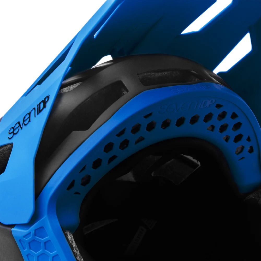 7 iDP Project.23 Carbon Full Face Helmet - Raw Carbon-Gloss Electric Blue - Image 6