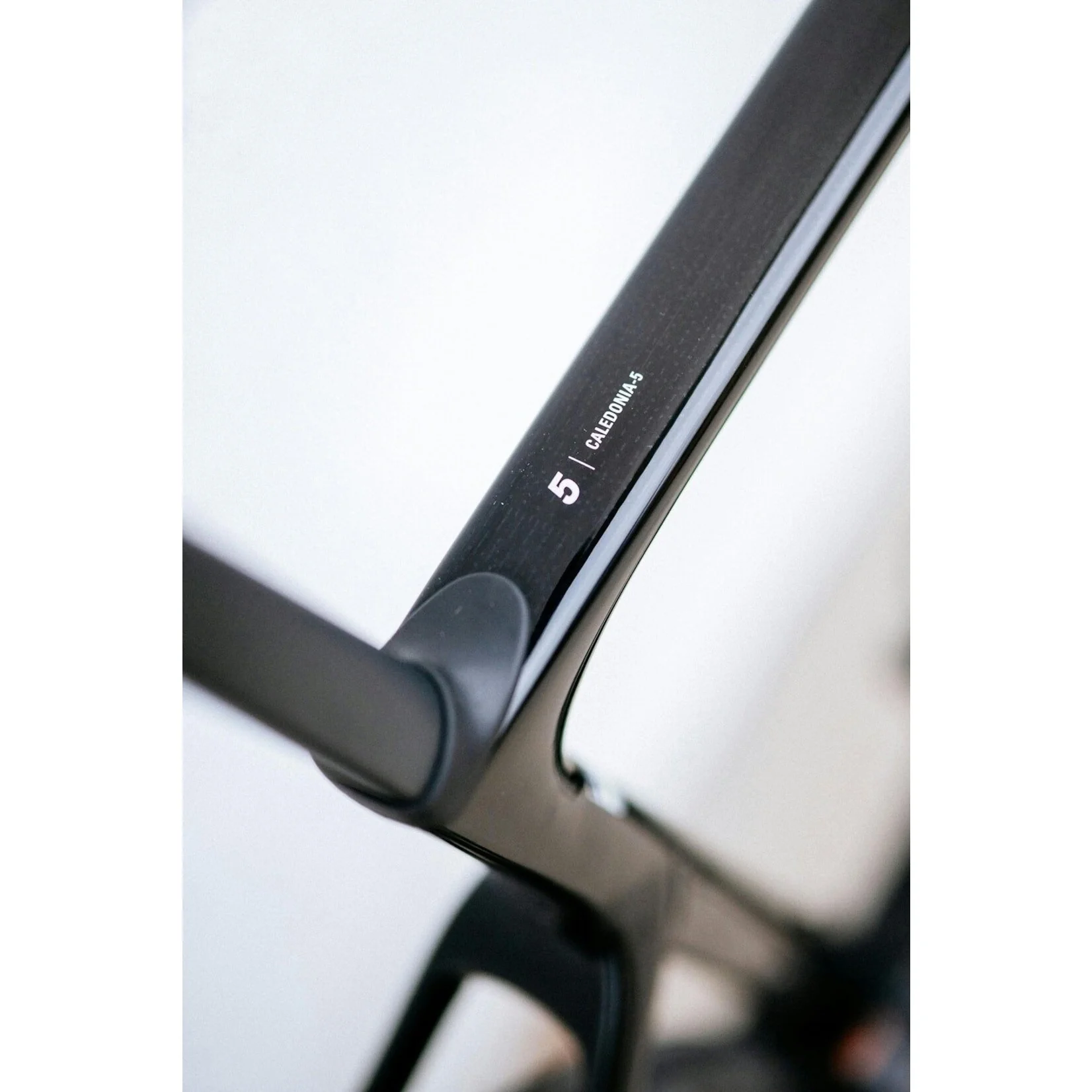 Cervelo Caledonia-5 Ultegra Di2 700c - Five Black - Ex-Display - Image 2