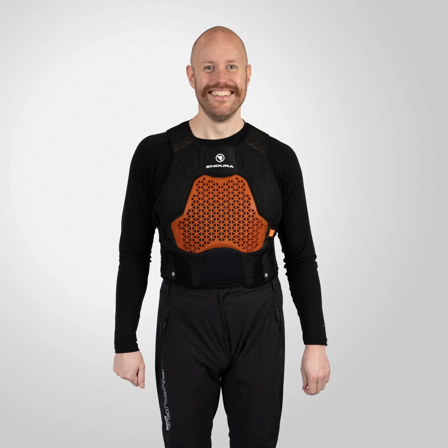 Endura MT500 D3O Protector Vest - Black - Image 3