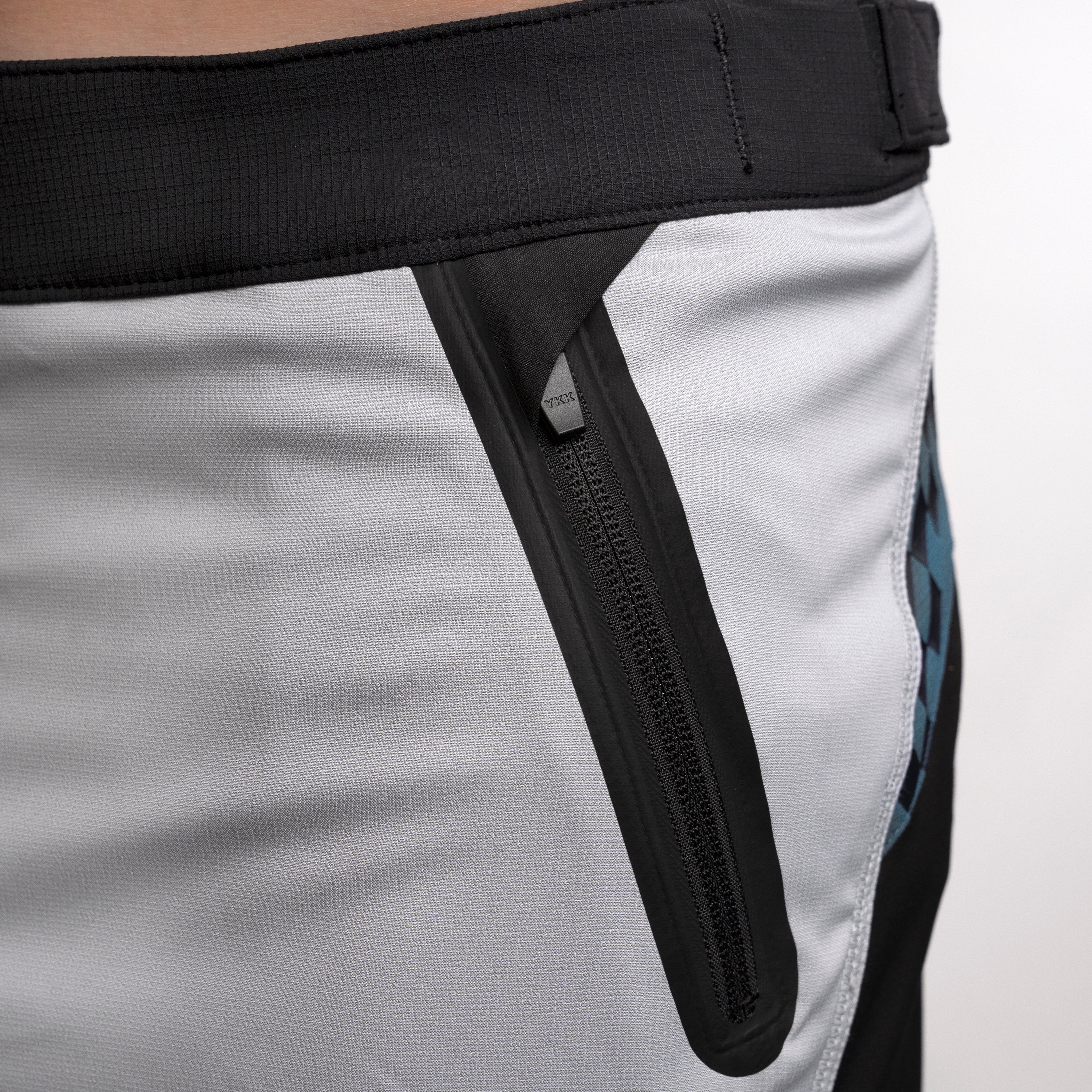 Fasthouse Crossline 2.0 Velocity MTB Short - Silver-Black - Image 3