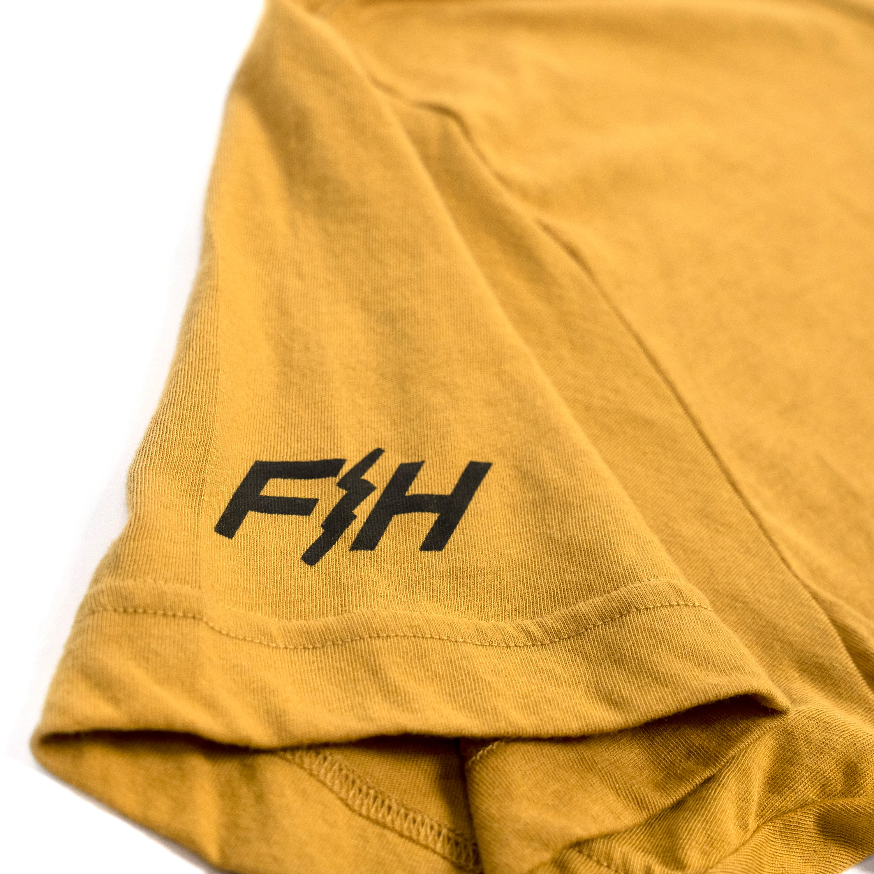 Fasthouse Hierarchy Short Sleeve Tech Tee - Vintage Gold - Image 4