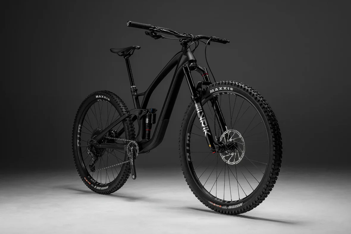 GT Bikes Sensor Comp 29 - Matt Black - 2024 - Image 3