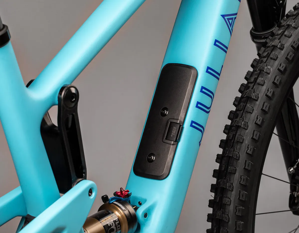 Juliana Joplin Carbon 29 - GX AXS - Matt Bluebird - 2023 - Image 2