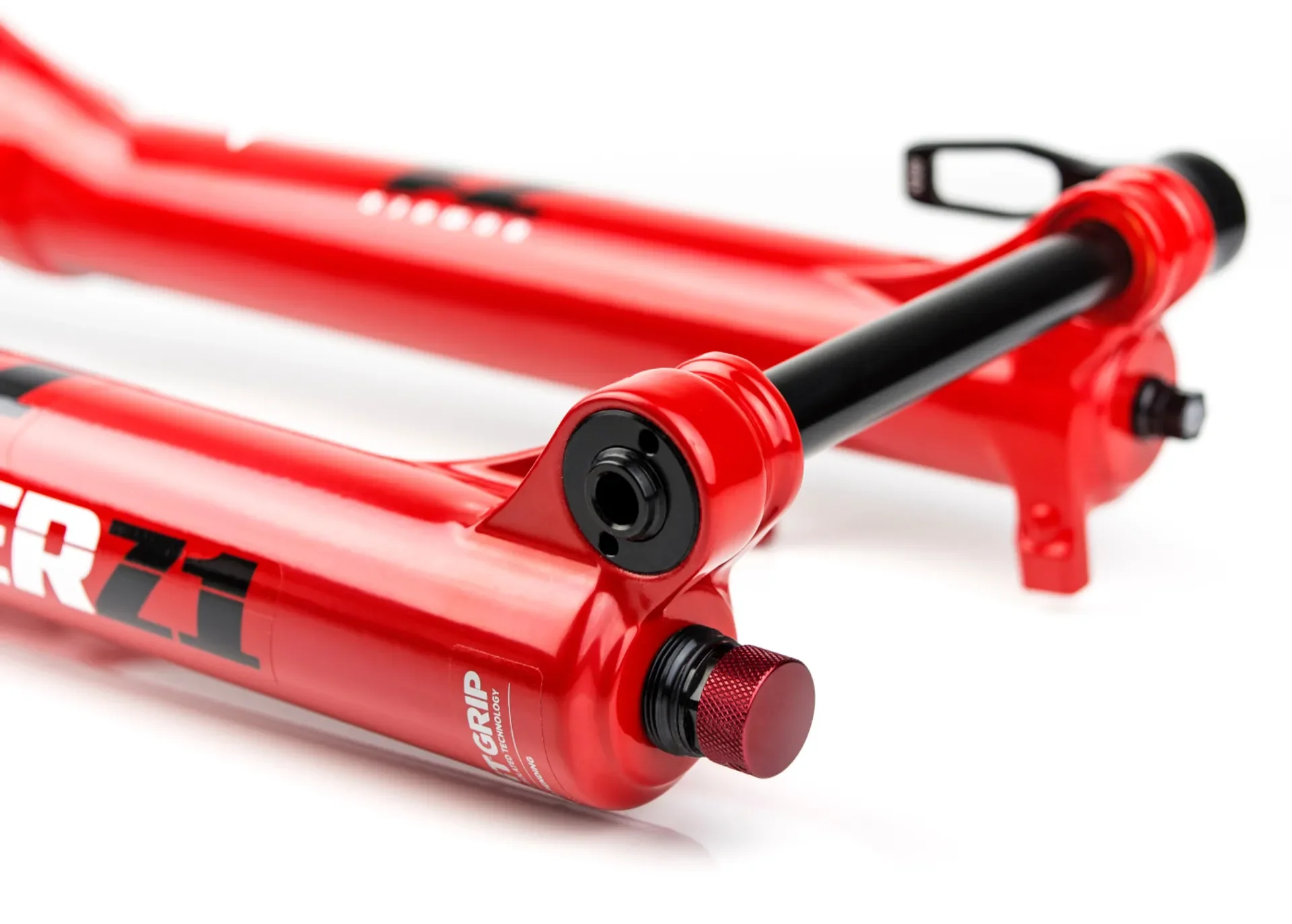 Marzocchi Bomber Z 170 29 15QRx110 - Red - 2026 - Image 6