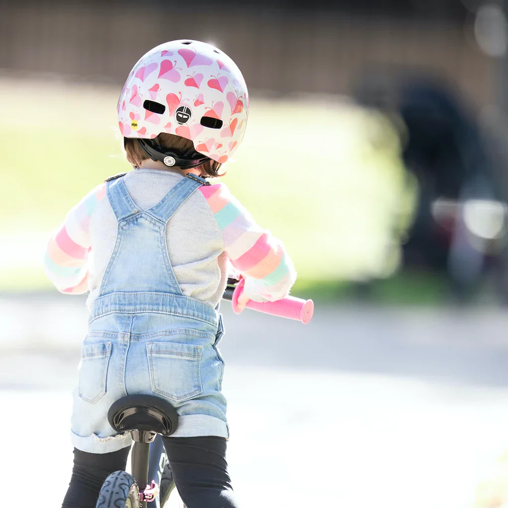 Nutcase Little Nutty MIPS Helmet - Love Bug - Image 10
