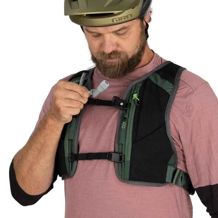 Osprey Escapist Velocity 3 Hydration Backpack - Black - Image 12
