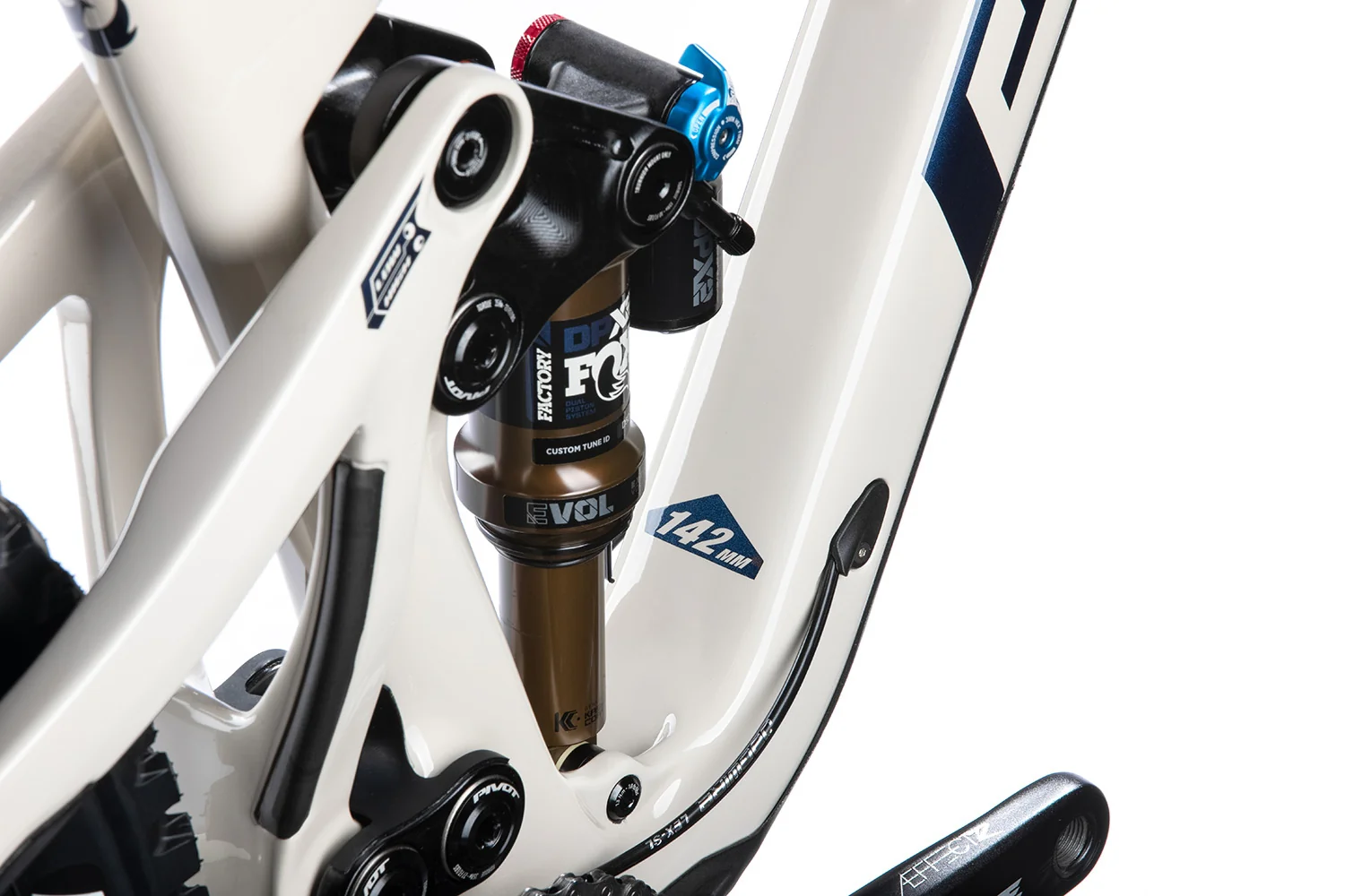 Pivot Switchblade 29 - Race XT - Mojave - 2022 - Image 4