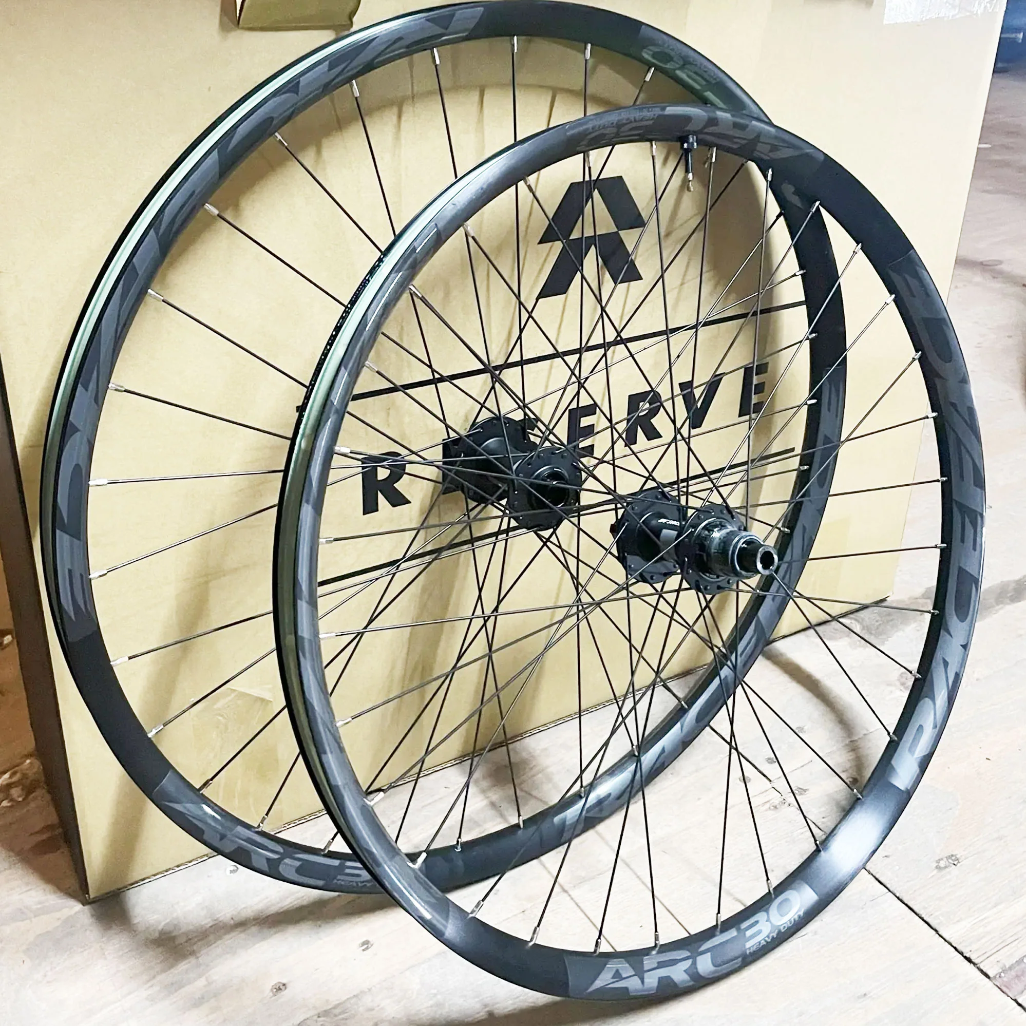 Race Face ARC HD Offset 30/DT370 MX Custom MTB Wheelset - OE
