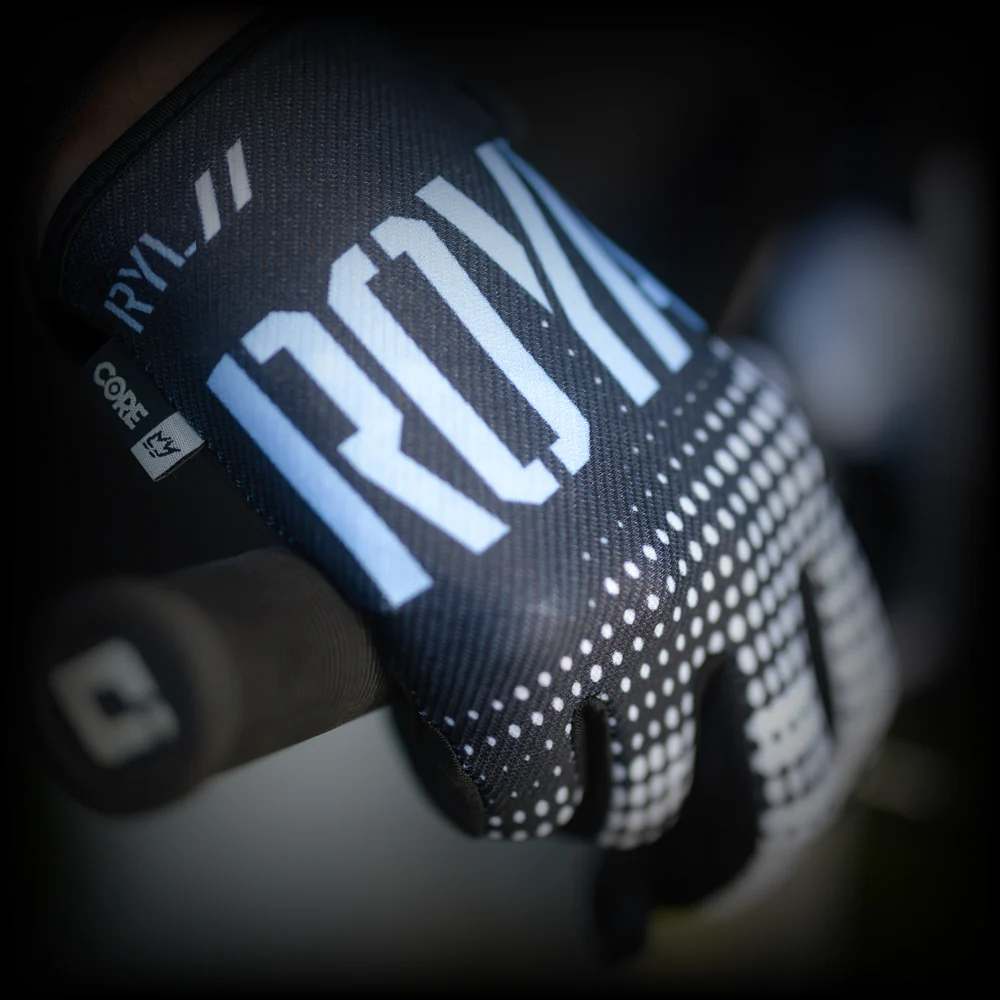 Royal Core MTB Glove - Dot Fade - Black-White - Image 10