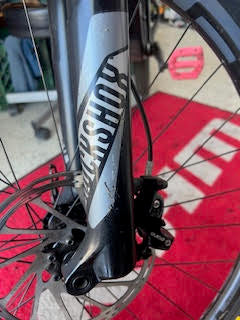 Santa Cruz Bronson 2 CC XX1/ENVE Kit - Black - Medium - Demo 1 - Image 27