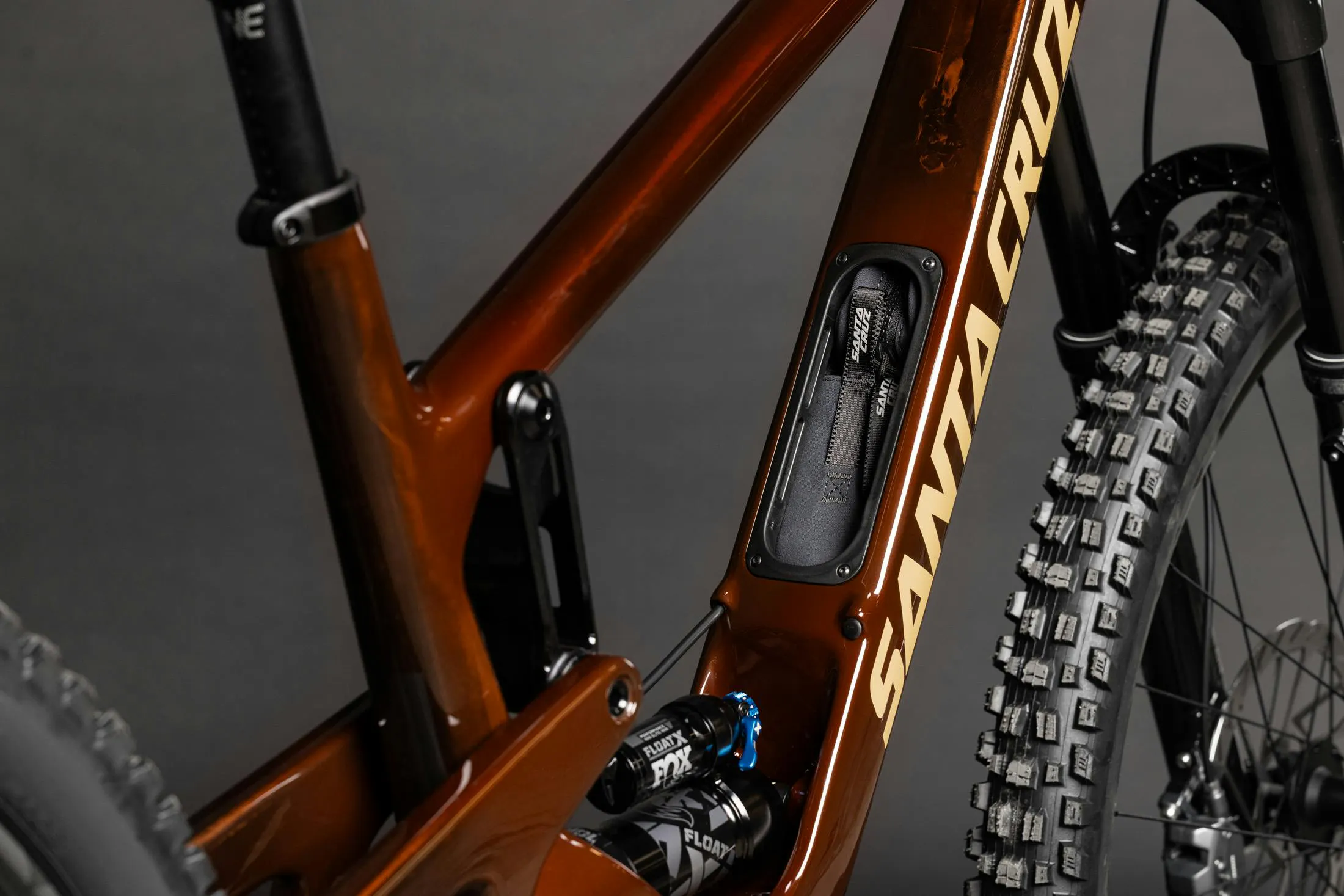 Santa Cruz Bronson Carbon MX - S Kit - Root Beer - 2025 - Image 3