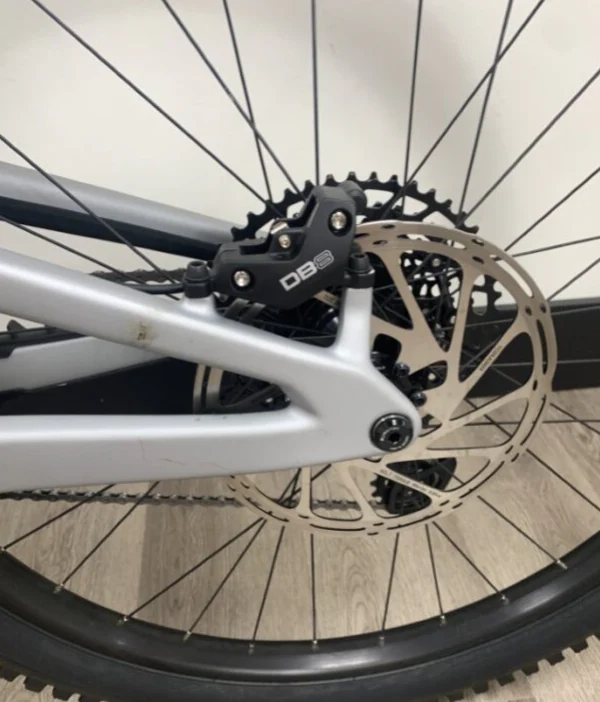 Santa Cruz Heckler SL Carbon MX - R Kit - Matt Silver - 2024 - Blem - Image 11