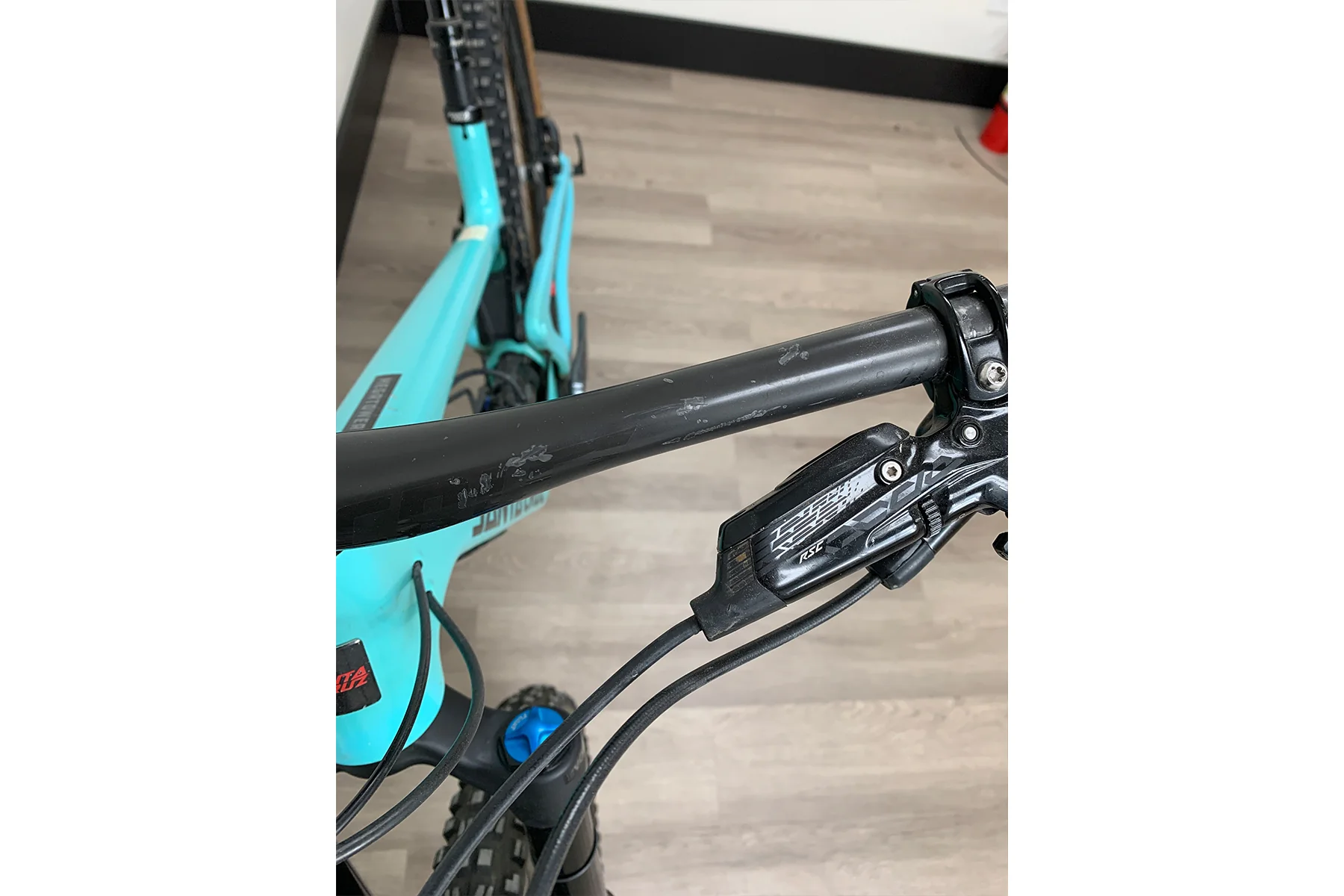 Santa Cruz Megatower Carbon CC 29" - X01 SDU - FS Green - Large - 2019 - Demo 1 - Image 9