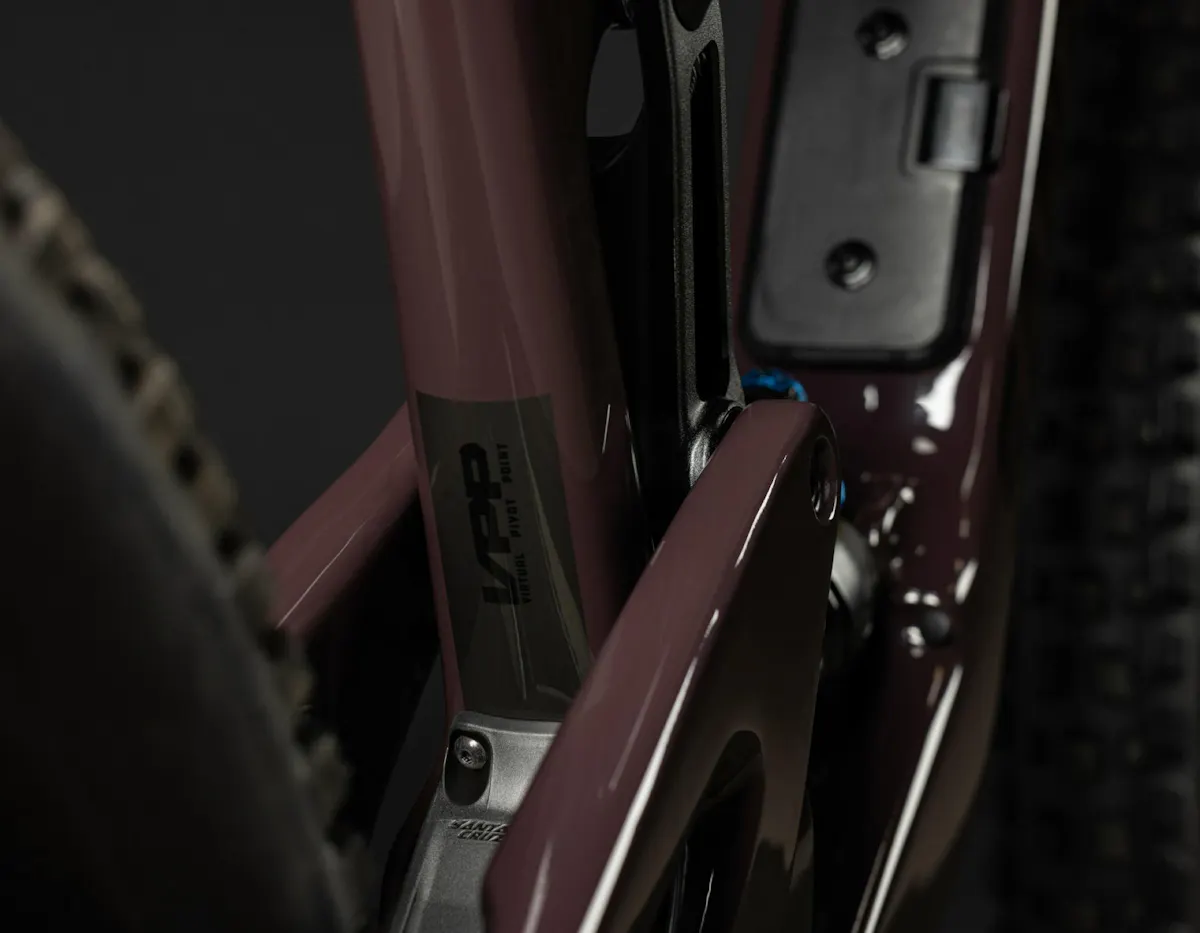 Santa Cruz Nomad Carbon MX - GX AXS - Gloss Stormbringer Purple - 2025 - Image 2