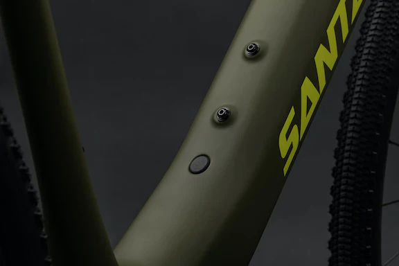 Santa Cruz Skitch Carbon CC 700c - Rival ASX 1x Flat Bar - Matt Olive Green - 2024 - Image 11