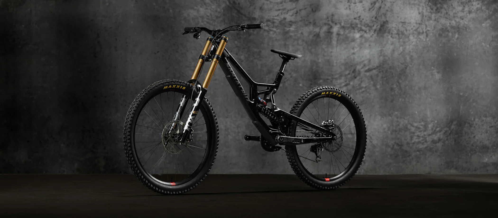 Santa Cruz V10 CC MX - DH S-Kit - Gloss Black Sparkle - 2024 - Image 3
