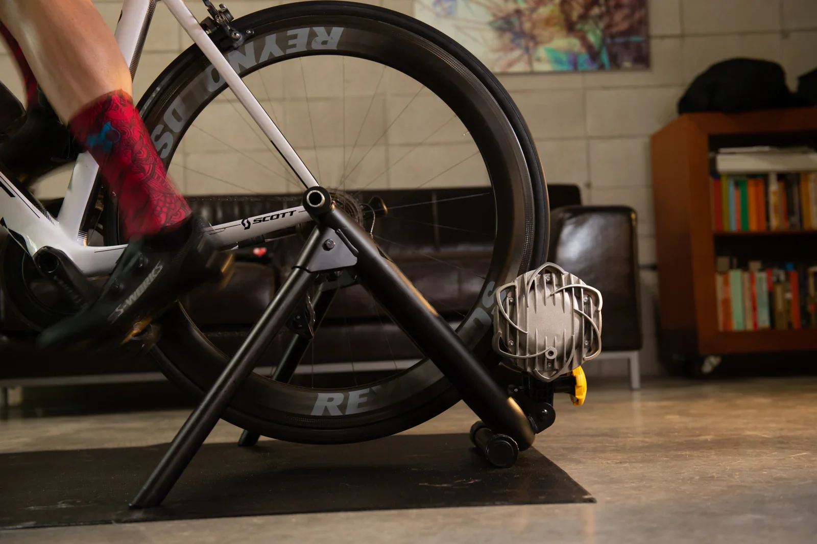 Saris Fluid2 Trainer - Image 4