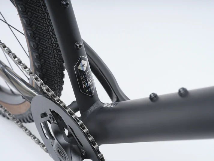 Vaast Bikes U/1 650b Street - Matt Black - Image 4